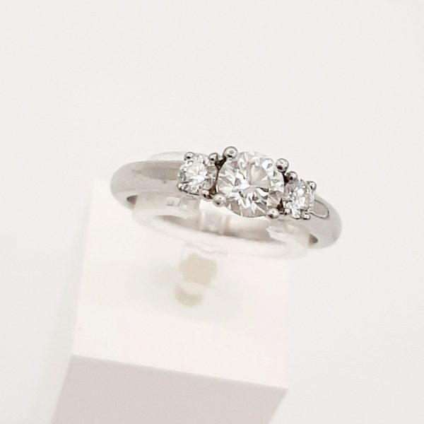 Bague Solitaire Platine et Diamant