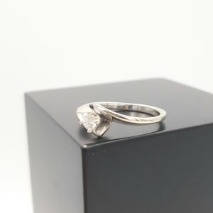 Solitaire Or Blanc Diamant 0.10ct