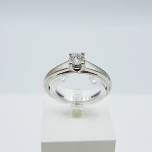 Bague Solitaire Or Blanc 18 k