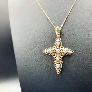 Croix Or Jaune Et Diamants