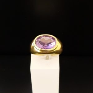 Bague Cabochon Améthyste 18 K