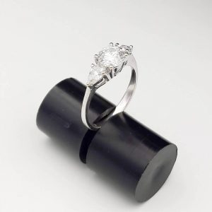 18725 bague diamants or blanc 18K - bijou d'occasion