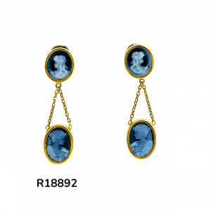 Boucles d'oreilles camée bleue