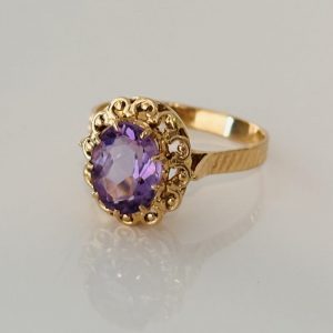 18836 bague améthyste vintage or jaune 18K - bijou d'occasion