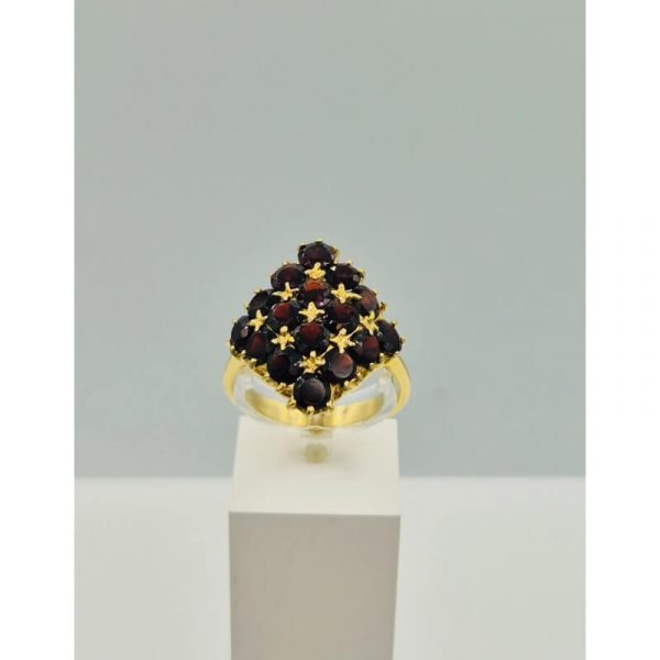 Bague grenat en or jaune 18K