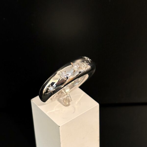 Bague Chaumet jonc et diamants