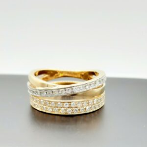 Bague 3 anneaux et diamants