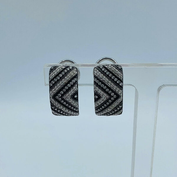 Boucles d'oreilles or blanc et diamants