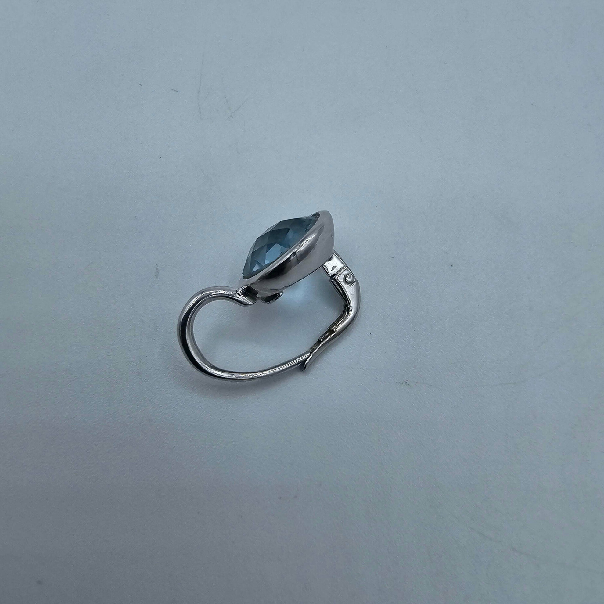 19013 Boucles D’oreilles Or Blanc Aigue Marine 4 Boucles D'Oreilles Aigue Marine Or Blanc