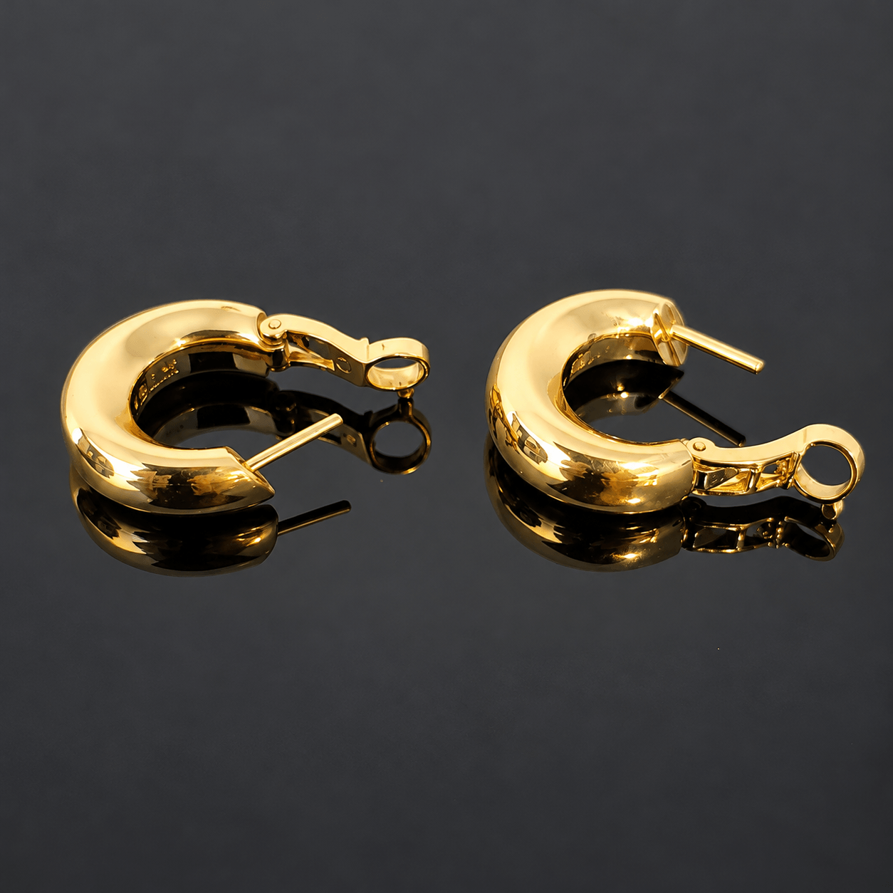 19052 Boucles D’Oreilles Créole Or Jaune 18K 4 Boucles D'Oreilles Créoles Chaumet